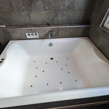 酒店 Ormsby Townhouse 3*