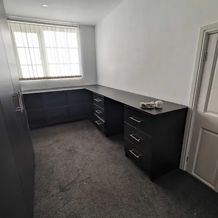 Ormsby Townhouse מלון 3*