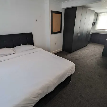 מלון Ormsby Townhouse 3*