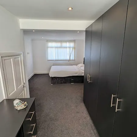 Ormsby Townhouse